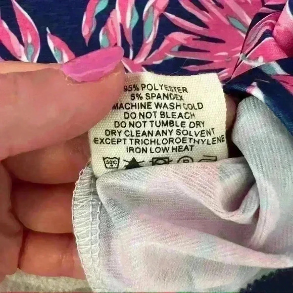 Simply Southern 3/4 bell sleeve top with lace detail size S Small - Picture 3 of 5